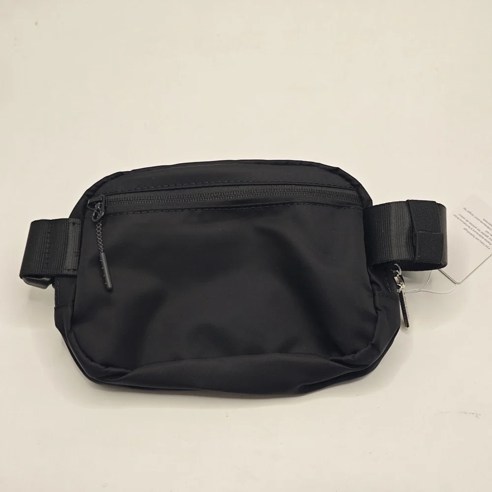 lululemon athletica Black Small Zip Pouch - Picture 2 of 7